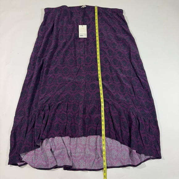New Kerrits EQL EvoVero Button Front Maxi Skirt Purple Horse Print - Picture 7 of 8